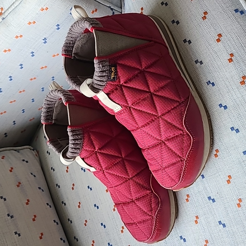 Teva ember boots